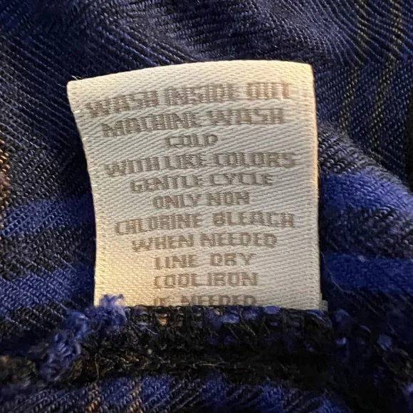 KC Khakis & Co Blue Black Plaid Button Down Shirt Rayon Roll Tab Sleeve Blouse - Picture 9 of 10